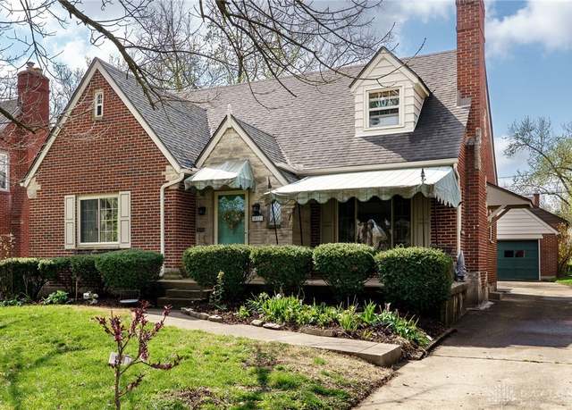 Property at 412 Greenmount Blvd, Oakwood, OH 45419, 3 beds, 2.5 baths