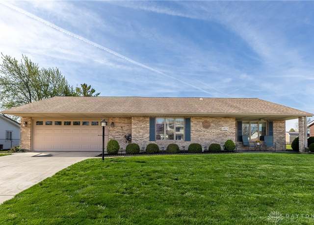 Property at 1823 Park Ave, Piqua, OH 45356, 2 beds, 2 baths