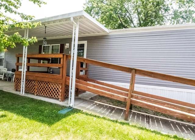 Property at 5072 Silverdome Dr, Dayton, OH 45414, 2 beds, 2 baths