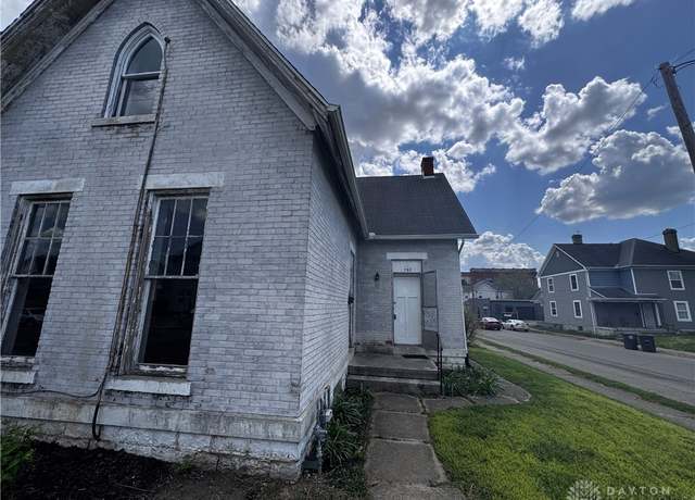 Property at 702 Huffman Ave, Dayton, OH 45403, 3 beds, 1 bath