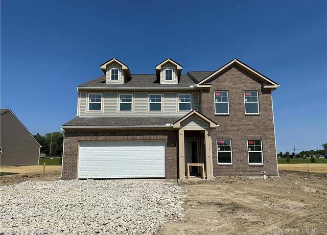 Property at 140 Autumn Maple Ln, Brookville, OH 45309, 5 beds, 3.5 baths