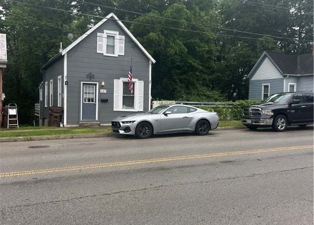 Property at 117 W Silver St, Lebanon, OH 45036, 2 beds, 1 bath