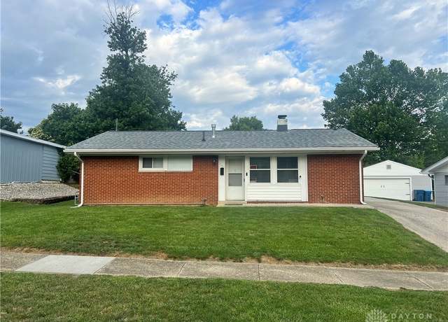 Property at 541 Chaucer Rd, Dayton, OH 45431, 3 beds, 1 bath
