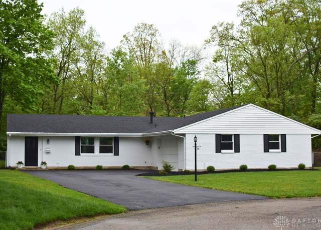 Property at 6598 Coralbells Ct, Dayton, OH 45449, 3 beds, 2 baths