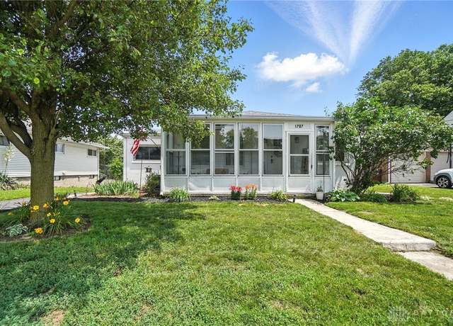 Property at 1707 Broadway, Piqua, OH 45356, 4 beds, 1 bath