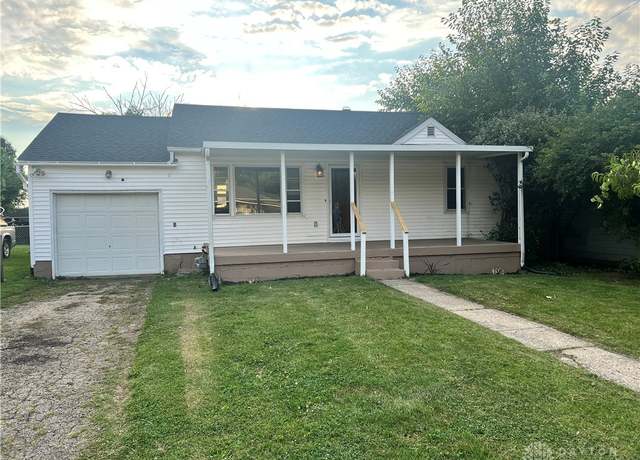 Property at 1033 Victoria Ave, Fairborn, OH 45324, 2 beds, 1 bath