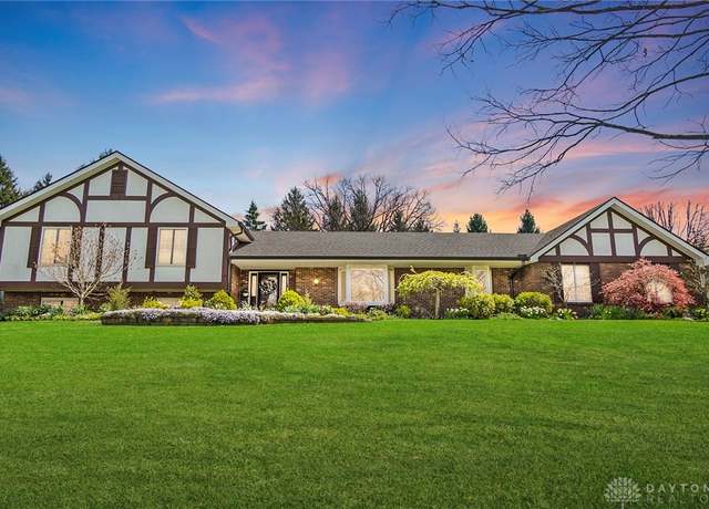 Property at 7210 Tarryton Rd, Washington Twp, OH 45459, 4 beds, 3.5 baths