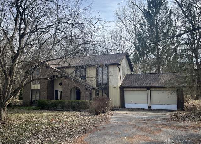 Property at 2682 E Spring Valley Pike, Washington Twp, OH 45458, 3 beds, 2.5 baths