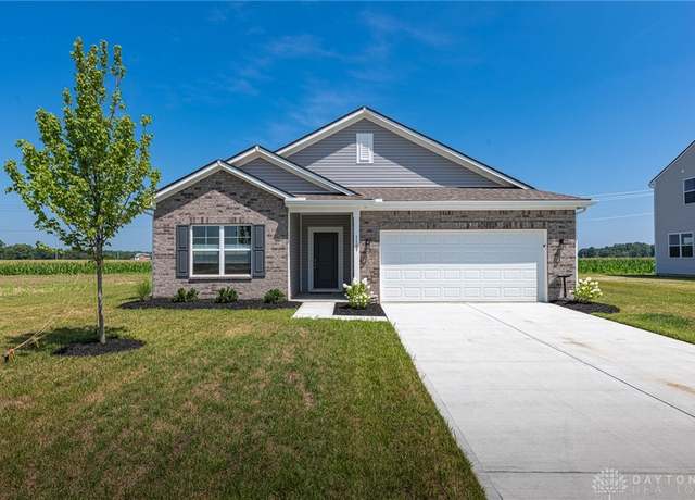 Property at 1109 Honeydew Dr, Tipp City, OH 45371, 3 beds, 2 baths