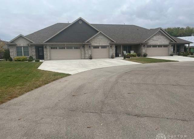 Property at 1049 Sunrise Ln, Troy, OH 45373, 2 beds, 2 baths