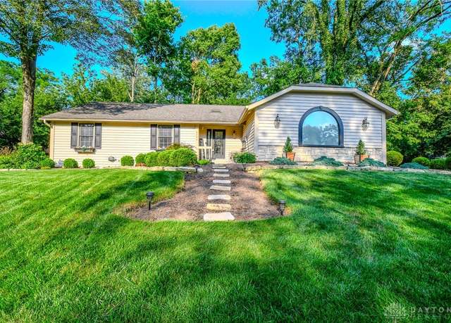 Property at 6390 Shadow Lake Trl, Centerville, OH 45459, 3 beds, 2.5 baths
