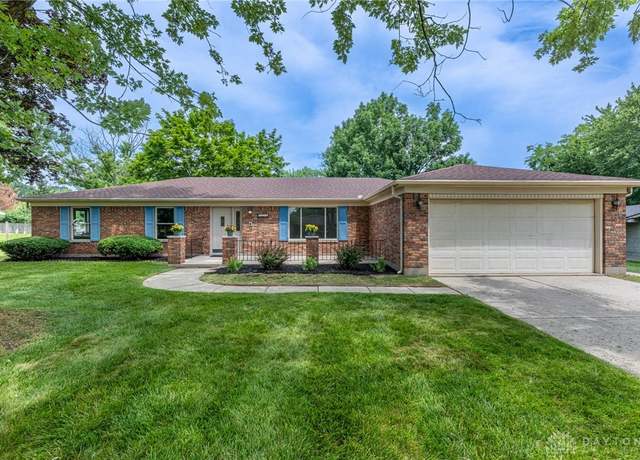 Property at 3174 Waterhouse Dr, Beavercreek, OH 45432, 3 beds, 3 baths