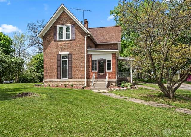 Property at 654 S Market St, Troy, OH 45373, 5 beds, 3 baths