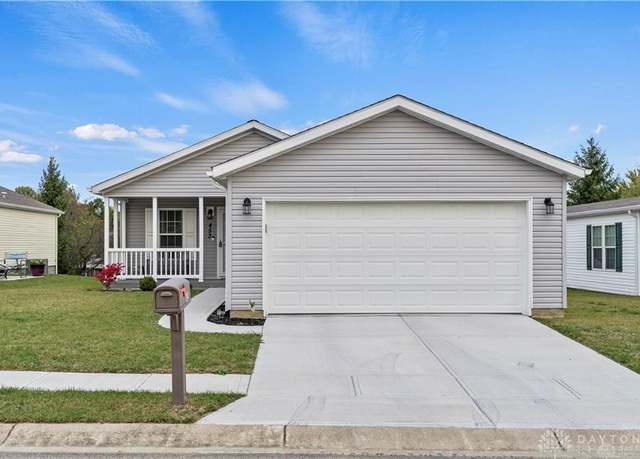 Property at 411 Kalynn Cir #30, Fairborn, OH 45324, 3 beds, 2 baths