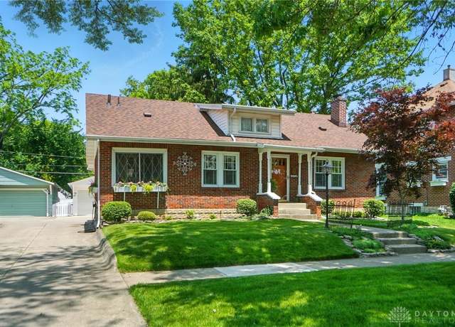 Property at 624 Snowhill Blvd, Springfield, OH 45504, 3 beds, 2 baths