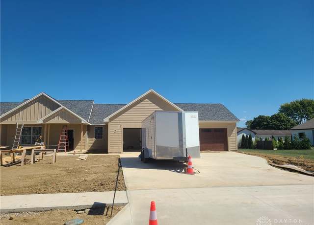 Property at 3 Harvest Dr, Arcanum, OH 45304, 3 beds, 2 baths
