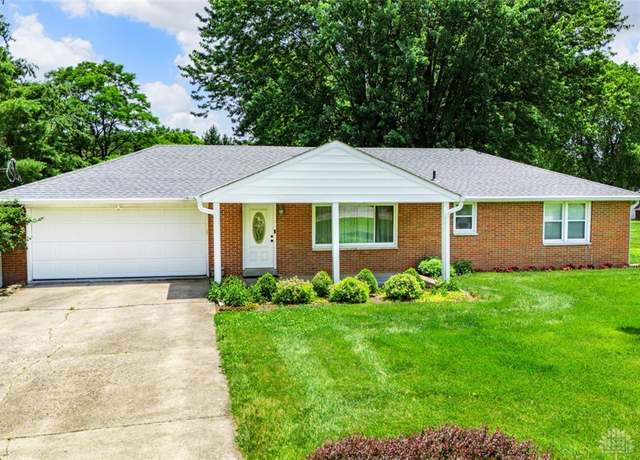 Property at 2872 West Ave, Lebanon, OH 45036, 3 beds, 1.5 baths