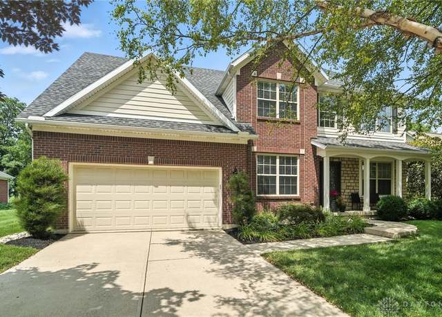 Property at 2941 Parkwood Dr, Troy, OH 45373, 4 beds, 2.5 baths