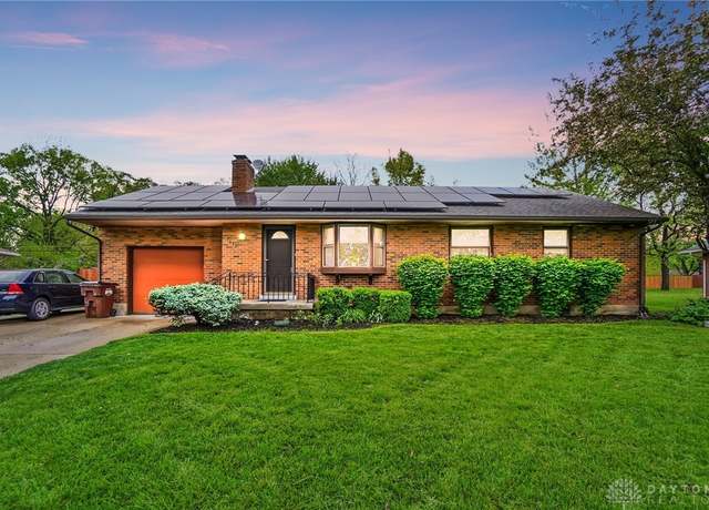 Property at 1670 Milner Dr, Beavercreek, OH 45432, 3 beds, 2 baths
