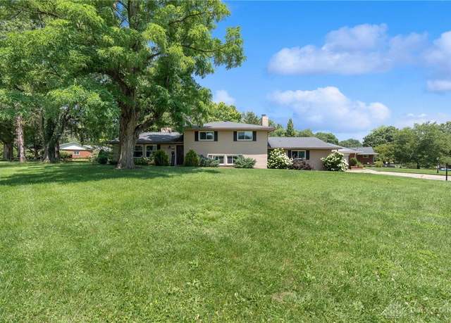 Property at 501 Judith Dr, Dayton, OH 45429, 3 beds, 2.5 baths