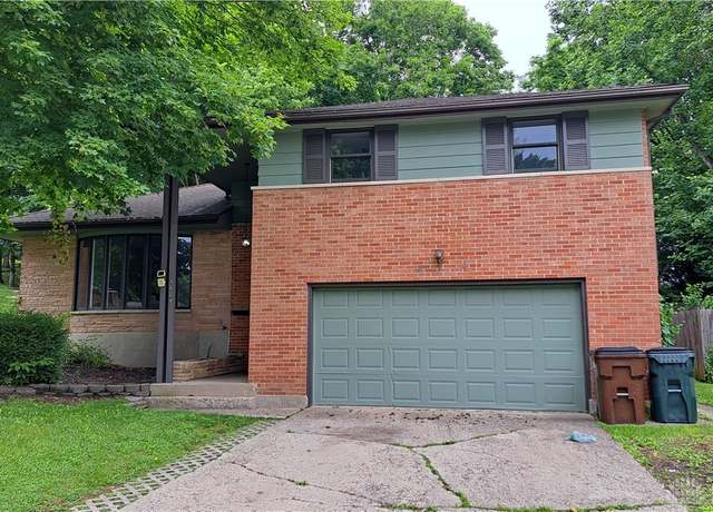 Property at 5604 Joyce Ann Dr, Dayton, OH 45415, 3 beds, 2.5 baths