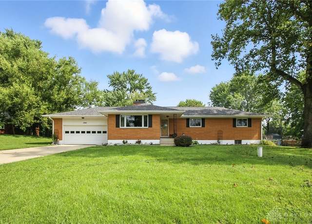 Property at 2942 Chalmar Dr, Beavercreek, OH 45431, 3 beds, 2 baths