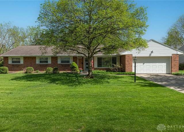 Property at 4600 Wing View Ln, Kettering, OH 45429, 4 beds, 2 baths