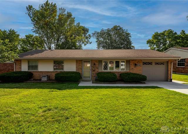 Property at 132 Grantwood Dr, Dayton, OH 45449, 3 beds, 1 bath