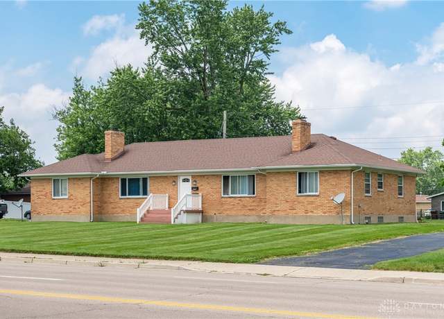 Property at 923 E National Rd, Vandalia, OH 45377, 4 beds, 2 baths