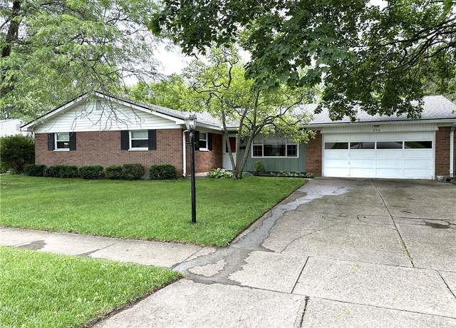 Property at 956 Sharewood Ct, Dayton, OH 45429, 3 beds, 2 baths