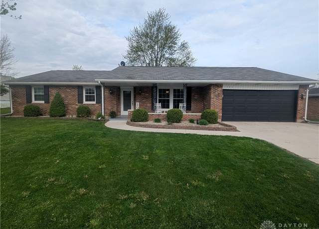 Property at 1380 Hillside Dr, Greenville, OH 45331, 3 beds, 2 baths
