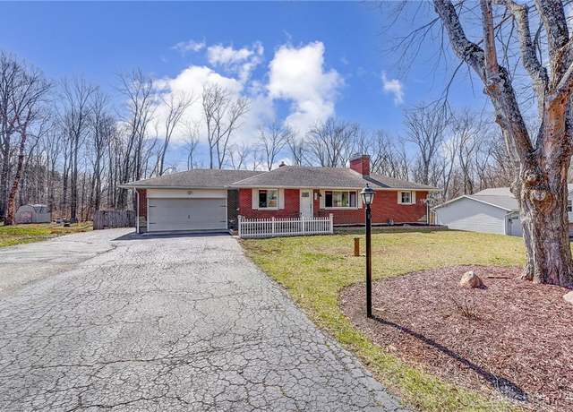 Property at 4231 Sunbeam Ave, Beavercreek, OH 45440, 4 beds, 3 baths
