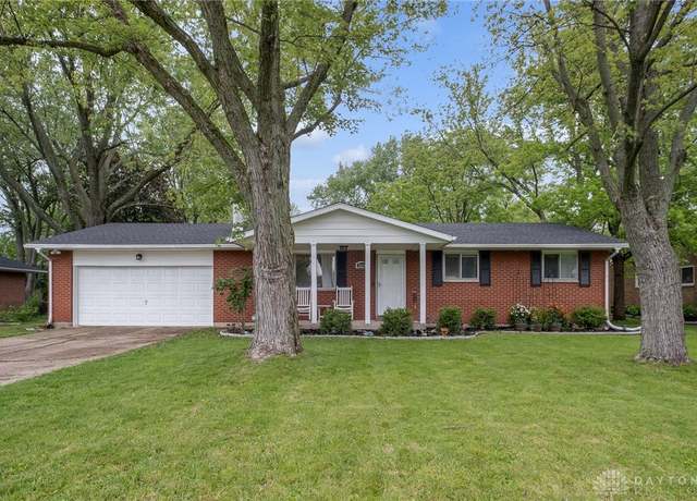 Property at 3648 Eastern Dr, Beavercreek, OH 45432, 3 beds, 2 baths