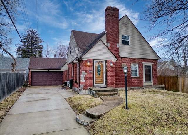 Property at 1740 Burbank Dr, Dayton, OH 45406, 3 beds, 2 baths