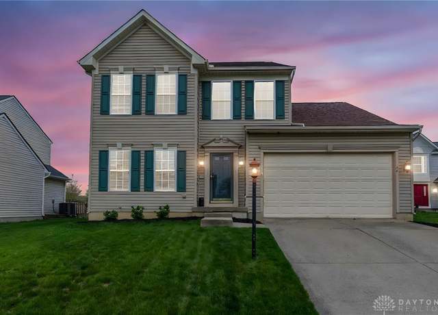 Property at 66 Wilbur Ln, Springboro, OH 45066, 3 beds, 3.5 baths