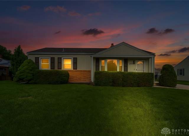 Property at 252 N Tippecanoe Dr, Tipp City, OH 45371, 3 beds, 2 baths