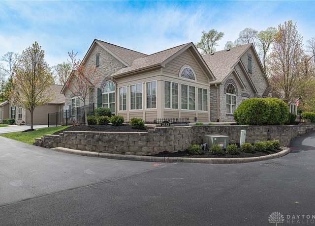 Property at 2483 Locust Hill Blvd, Beavercreek, OH 45431, 2 beds, 2 baths