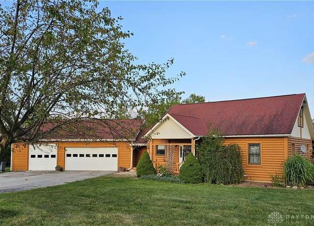 Property at 10571 Schenk Rd, Sidney, OH 45365, 2 beds, 2 baths