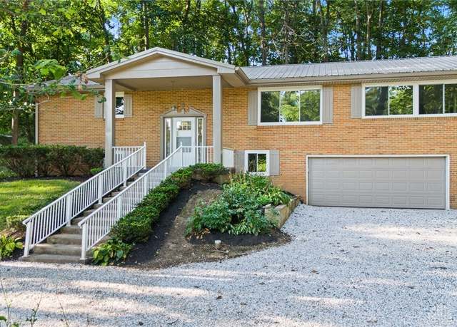 Property at 1112 Evergreen Dr, Greenville, OH 45331, 3 beds, 2 baths