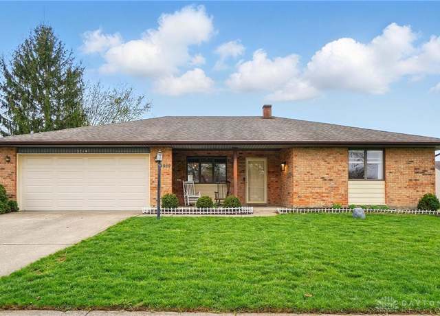 Property at 2219 Minnesota Dr, Xenia, OH 45385, 3 beds, 1.5 baths