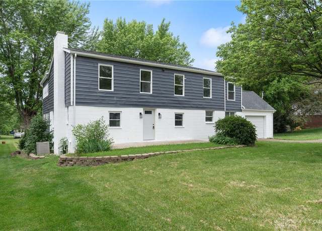 Property at 1189 Spinning Rd, Dayton, OH 45432, 4 beds, 2 baths