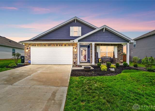 Property at 1492 Hawkshead St, Xenia, OH 45385, 4 beds, 2 baths