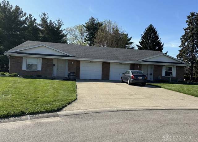 Property at 5106-5108 Foxmoor Cir, Centerville, OH 45429, 4 beds, 4 baths
