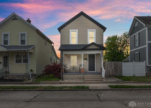 Property at 125 N 10th St, Miamisburg, OH 45342, 2 beds, 1 bath