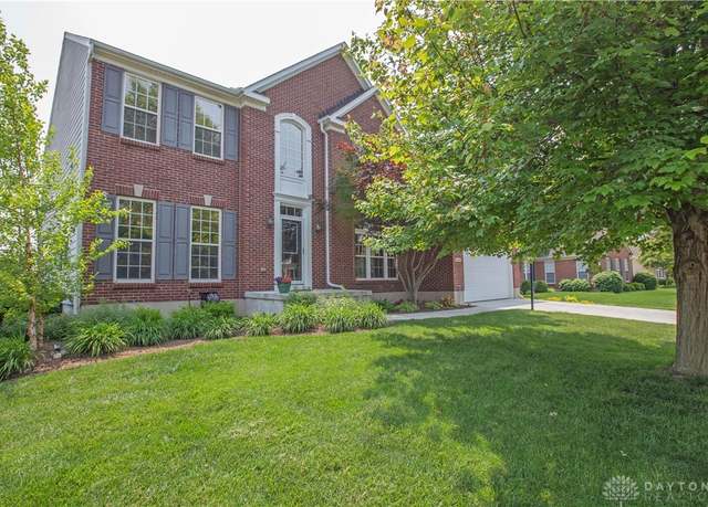 Property at 4560 James Madison Trl, Kettering, OH 45440, 4 beds, 3.5 baths