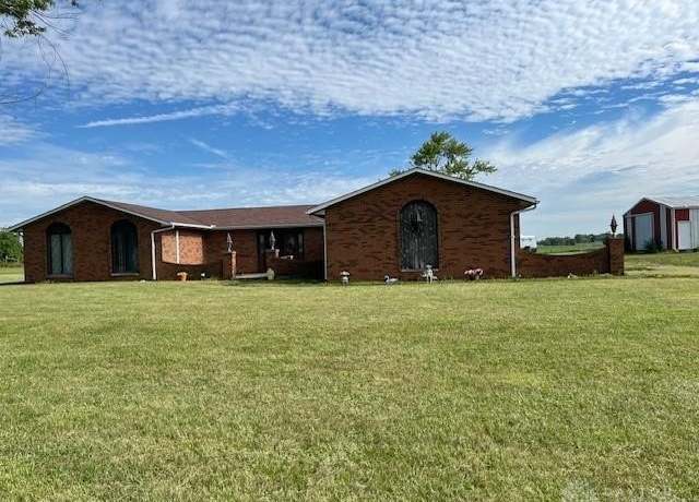 Property at 1799 Alexander Rd, Eaton, OH 45320, 3 beds, 2.5 baths