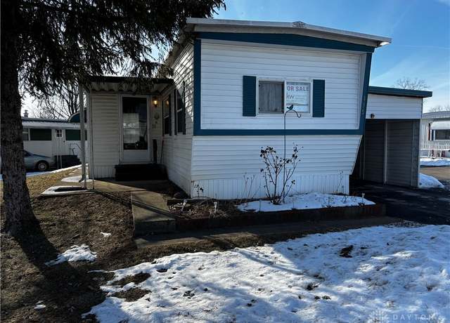 Property at 135 Voyager Blvd, Dayton, OH 45417, 2 beds, 1 bath
