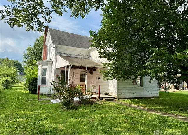 Property at 219 E Church St, Bradford, OH 45308, 5 beds, 1.5 baths