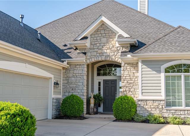 Property at 835 Vintage Green Way, Centerville, OH 45458, 3 beds, 2.5 baths