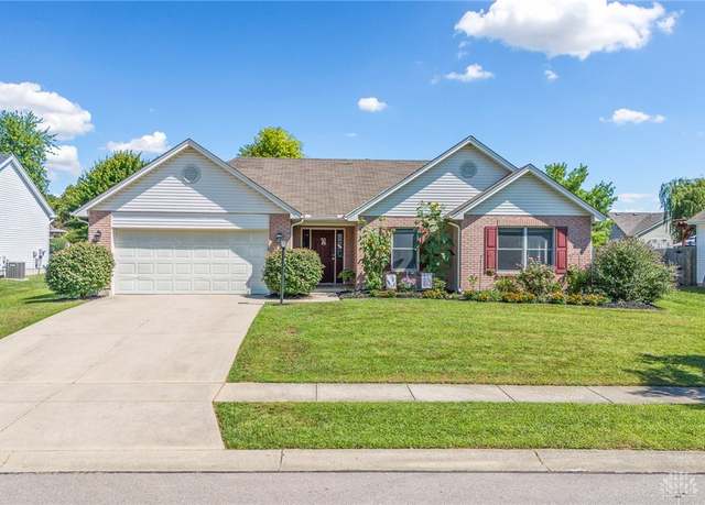 Property at 1560 Adamsmoor Dr, Waynesville, OH 45068, 3 beds, 2 baths